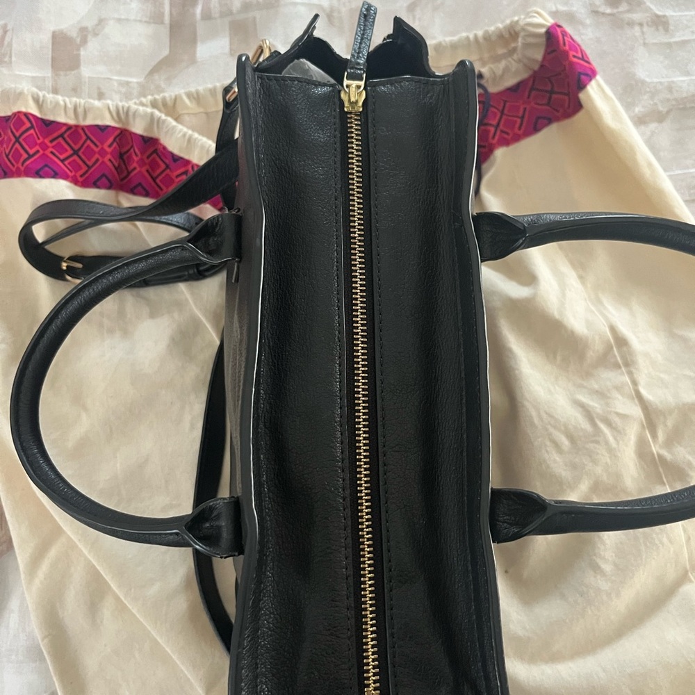 Tory Burch medium size handbag - Picture 6 of 7